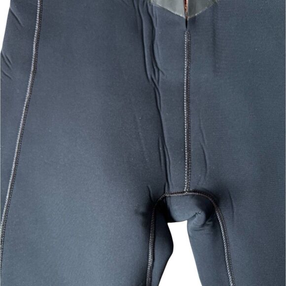 Atmosea x Free People Women’s Wetsuit XL | 3/2mm Front Zip Steamer | NWT $479 - Picture 3 of 15